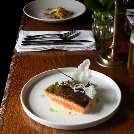 The King's Arms 4*